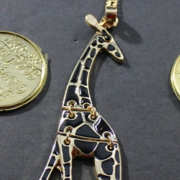 Jewelry - Articulated Giraffe Necklace Gold Tone Black
